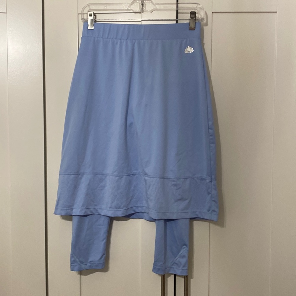 Snoga athletic skirt with capri leggings